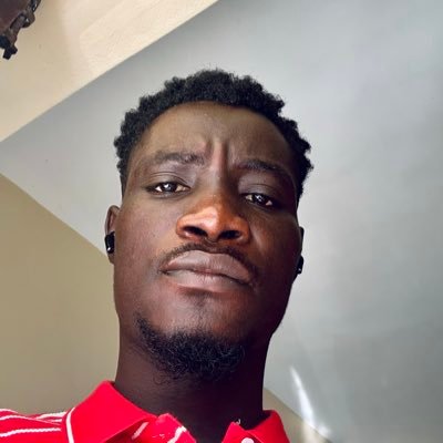 chi1dubem's profile picture. Chelsea fan , outsider! 🦍