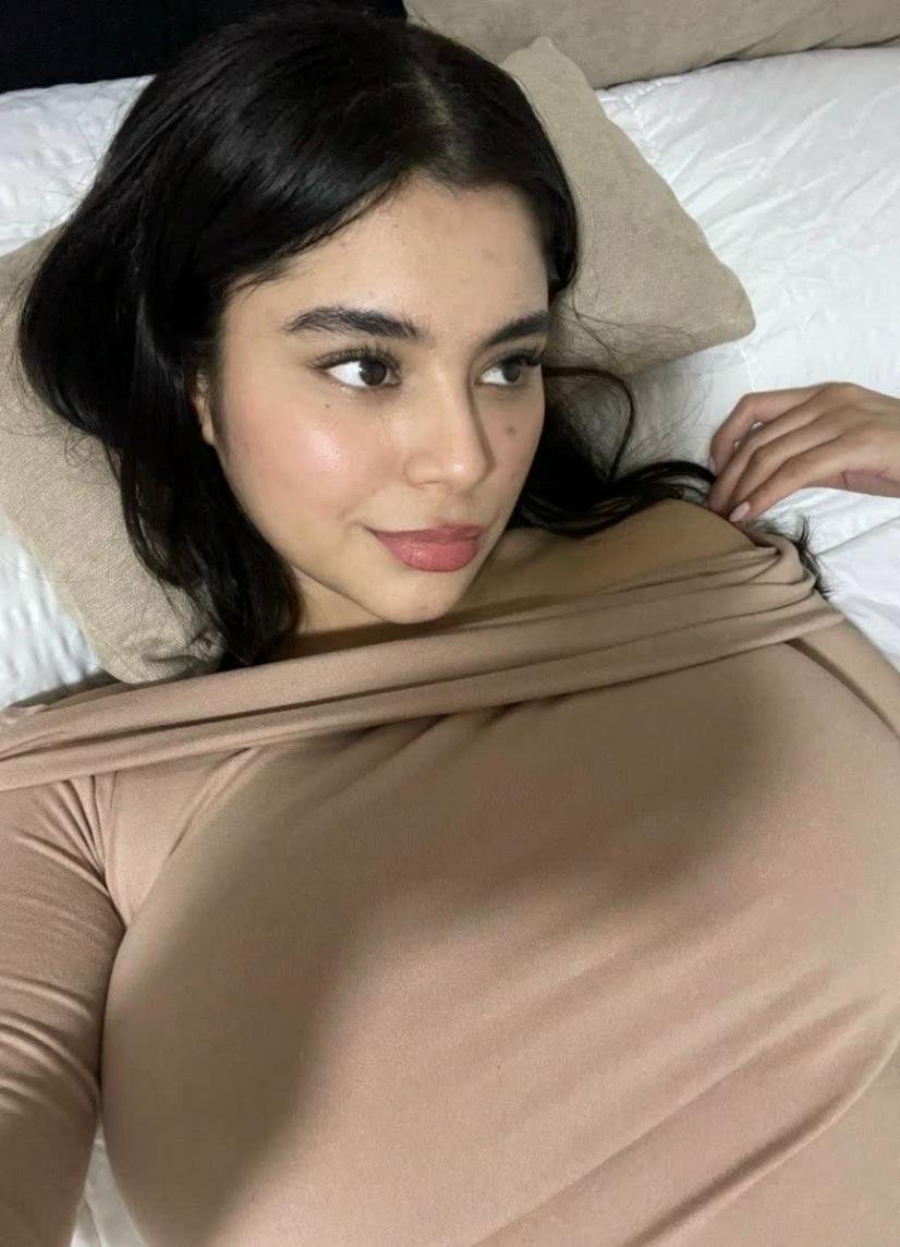 mayadgtr's profile picture. 21 😏 spam acc 💛