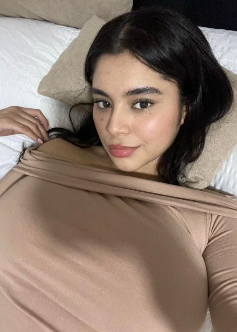 mayadkhs's profile picture. 18 💖 only a 2nd acc 🩷