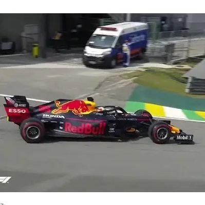 DanielLarreteg1's profile picture. Motorsport and Itzy fan.
Midzy