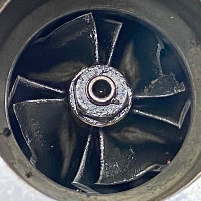 Unknown_ikaros9's profile picture. @Unknown_ikarosのサブ垢です 30過ぎで人生初のマイカーを入手w 3速がよくすっぽ抜けるボロターボまんび乗りです→タービン壊れ(壊し)ましたw🤣