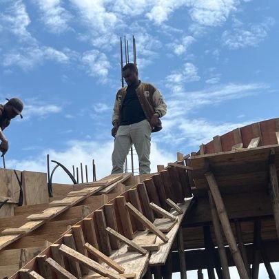 akan_udia's profile picture. Architect||previous account @udiajnr suspended||La-vida||ManUtd||Husband||Dad