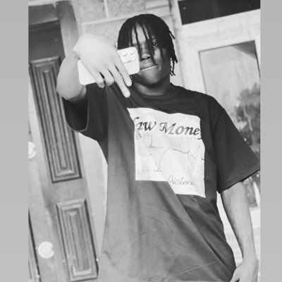 Adebayo64210905's profile picture. Ola Vibez 🎶……………..,Still Chasing The Bag 💼