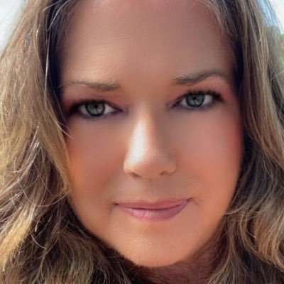 sandyblastick's profile picture. 