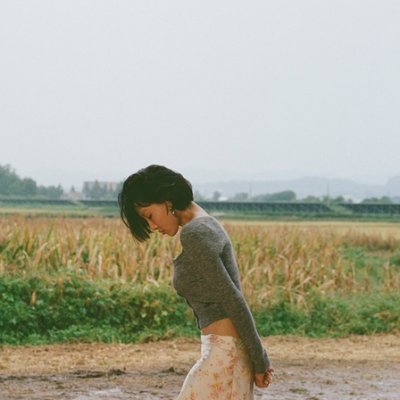 LiyaIskandar's profile picture. just ur average pohtatoe.
part time caffeine dealer, full time fangirling