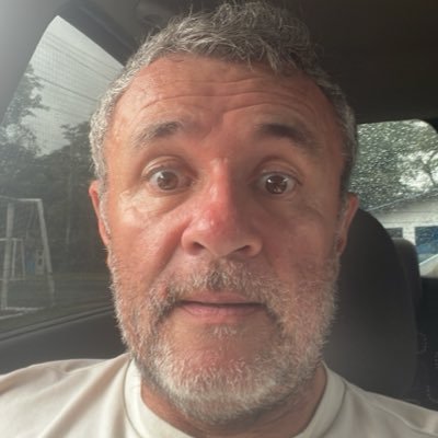 LuisWelcker's profile picture. 