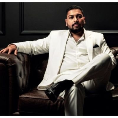 SonuNigamSundar's profile picture. If you agree with equity, libarty and fraternity then you are my dear. #JaiBhim, The Creative Writer, Educationist (B.Ed,UPTET, CTET...)