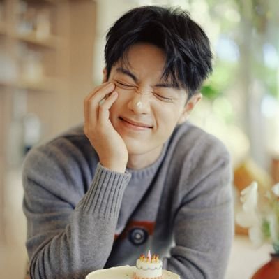 PPloyxz's profile picture. อิสระที่จะรัก XiaoZhan💪