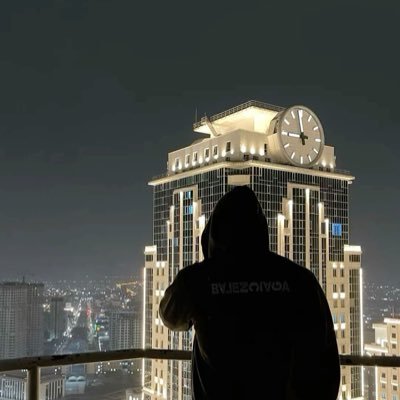 lowkeylurker_21's profile picture. I read everything, remember nothing and never sleep.