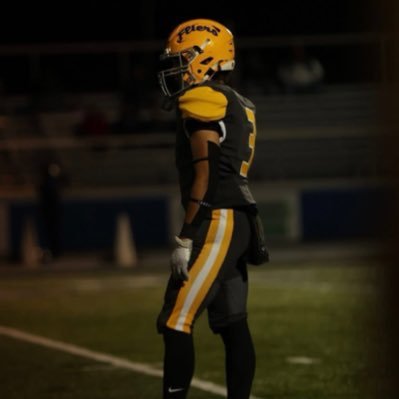 MullinsLinkin4's profile picture. c/0 27 athlete 5-7, 170 pounds Bench: 300 Squat: 425 deadlift: 425 Clyde Ohio