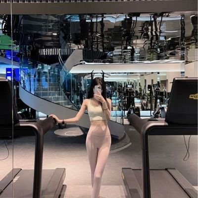 61k_e19347's profile picture. はじめまして！(^ω^)フォロー待ってるね〜DMで話そう！😄💕独身、友達を作りたいです！(｡◕‿◕｡)お話しましょうね♪是非とも宜しくお願いいたします(★^O^★)