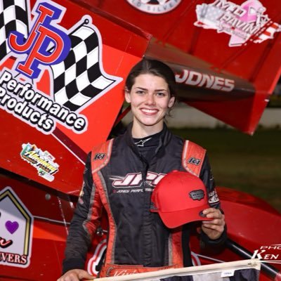 vivianjones_20's profile picture. Driver of the Jones Performance Racing #20M 305 sprint car 🏁 YSU 🐧