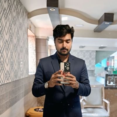 VykuntsView's profile picture. Where there is Dharma, there will be Victory 🫴 ❣️