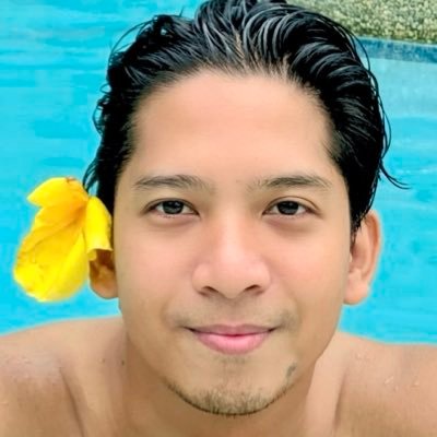 @JEPAYvonHOLST