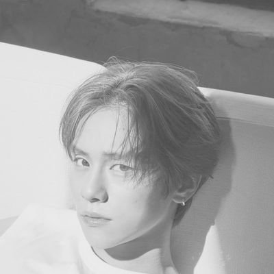 t33zayq's profile picture. ㅤ⎯⎯ㅤ 🈖 ㅤㅤ█꯭   ꯭    𖥟      ㅤ  { . . . }ㅤㅤ， 𝒜𝗋𝖽這𝓪𝗍ㅤ 𝗆𝗂ㅤ  ▌ㅤ♱ ＼／ㅤ🃜 ㅤ𝗉𝔦⃨𝖾⃨𝗅⠀  ⎯  𐇡         @cinzasrosas