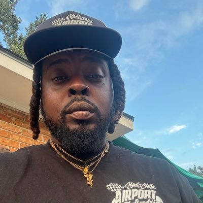 BJets225's profile picture. “All the the world’s a stage, and all the men and women are merely players”. Constantly aiming to be one with God.  #Jets