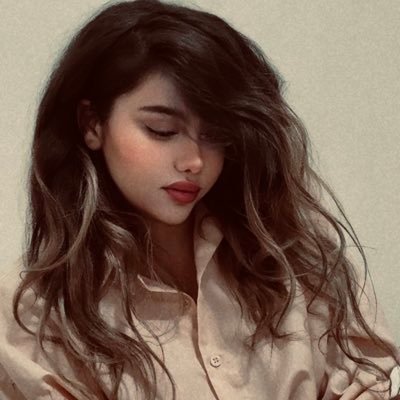 HooriehHor's profile picture. 🐈‍⬛