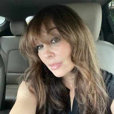 ElanaShavit's profile picture. Thank you for every precious moment.❤️