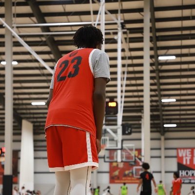 DerrickMooreee's profile picture. Derrick Moore | H: 6’4-6’5 W: 233 | Basketball | Center | Lincoln Park High school | derrickdm2028@gmail.com | c/o 2028