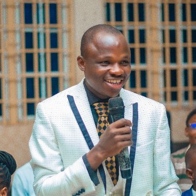 AdepojuAde63530's profile picture. A student of The Prestigious #FUTMinna||Ersthwhile President, theNAOSS (Ogun Students) FUTMinna Chapter || 
Reformer || 
Omo Ògùn || 
Omo Ègbá || 
#CFC💙.