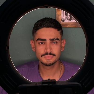 Amirkamareiii's profile picture. The trouble is you think you have time.

قطعا بک میدم