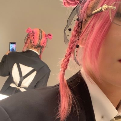 nui_toriko's profile picture. 京虜🔯鳥居ちゃん⛩️ ｽｷﾅﾓﾉ↪︎DIR EN GREY/sukekiyo/Petit Brabancon/アニメ/メイク/釣り/車 雑多垢 気軽に話しかけてください( ✌︎'ω')✌︎✌︎('ω'✌︎ )