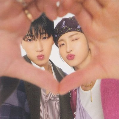 ppudingstar's profile picture. deureureureuk~
21 // viet, NL based // multistan
#1 sanhwa lover
SAW ATEEZ 2X (TTL Ams, MB Lisbon)