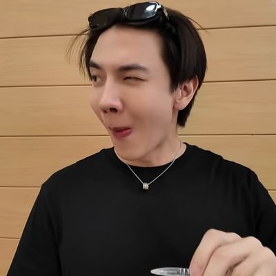 Sk_awpprs's profile picture. #sone_girls_generetion #carat_seventeen #6code_maxkybas #foraye_4eve
#kengnamping  #tlefirstone