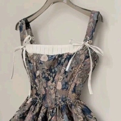 1dress_'s profile picture. 