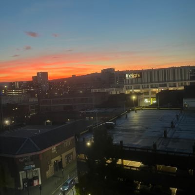 bobbyGDlumb's profile picture. // Actor // Guitarist // Singer // Runner // @Arsenal //