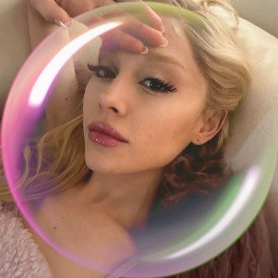 vanillacatgato's profile picture. learning from you that I can walk away, too ⋆˚࿔