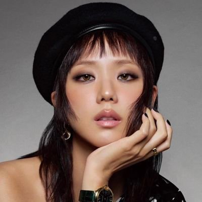 mycrystaly's profile picture. multifandom