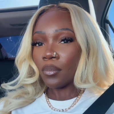 la_boujieASX's profile picture. Yeshua. Wife. Mom. Your obsession. Shining bright even in the darkest rooms.💫