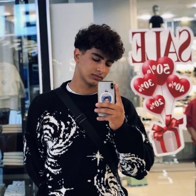 iJustHima's profile picture. سبحان الله وبحمده سبحان الله العظيم