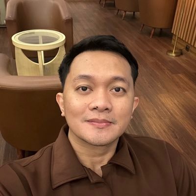 zoelkarnainz's profile picture. I'm too religious for haram people, and too haram for religious people.