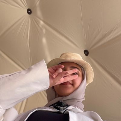 _e815's profile picture. med stu