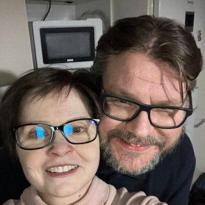 mikkokokko's profile picture. Opettaja ammatiltaan, fingerporin ystävä. Kansanedustaja Jani Mäkelä (ps) avustaja eduskunnassa elokuusta 2015. Kissat, jalkapallo, fantasia ja scifi. Hän/hän