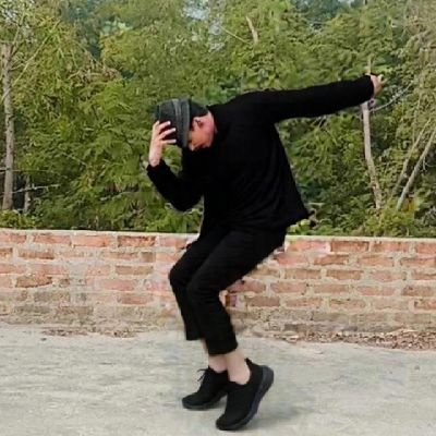 aman_dwive31769's profile picture. आज तक आप कितने बड़े लोगों को फॉलो कर चुके हों आज तक किसी ने फॉलो बैक दिया नहीं दिया ना इस लिए आप हम छोटे लोगो को फॉलो करो हम आप को फॉलो बैक भी देंगे साथ ही साथ
