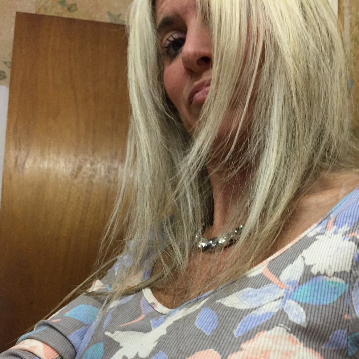 DiaERM's profile picture. I am a Professional… Finance.. Business.. Real Estate…Most Importantly .Humanitarian.I Love Music…..Ballet… Spin Class..Health and Fitness..Tropical beaches.Pup