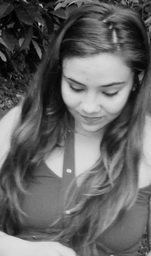 Ciumenta ao extremo , são paulina ,  13 anos , http://t.co/dBWFpB3tdO hahahaha' segue ?