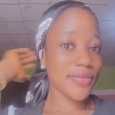 Haanuoluwarpoh's profile picture. A Queen and More 👸❤️
Medical Practitioner 💉🩸🔬@ManUtd 🔴
Pls kindly follow 🙏, I follow back asap 💯, Old account got suspended 🥺💔