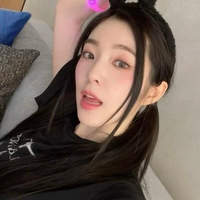 irenelesbotron's profile picture. 