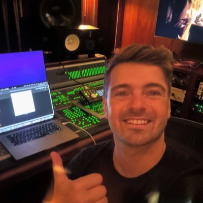 martingarrixpag's profile picture. 