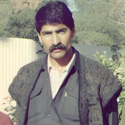 renge_welat's profile picture. Ben Memleket’im, Ateşin içinde de varım, Külün Sessizliğinde de. Yanışta acıyım, Közde umut, Dumanda özgürlük kokusuyum.