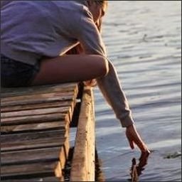 tsuritoji1970's profile picture. Find beauty in the small things.