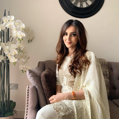 isaqbtr's profile picture. A dedicated, woman driven by passion and integrity, inspiring success with grace.