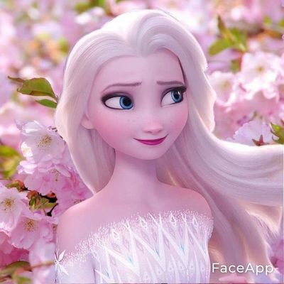 Sozy22878594378's profile picture. Life is short. always choose happiness..