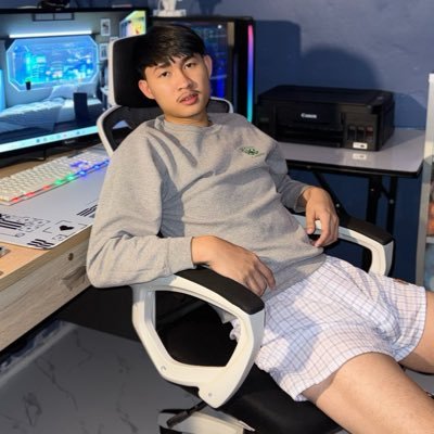 RAKTHONG31's profile picture. เล่นแอคนี้แอคเดียวครับ ไม่รับงานครับ แค่อยากลงหรรม https://t.co/141t9gfMBA