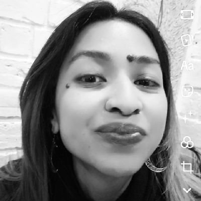 tiasytiasy's profile picture. AI Trainer - Digital nomad - Journalist @DirajAfrica - Blogger @mondoblog - CEO&Founder @BookNewsMada - #TEFAlumni - Copywriter @Digigasy - Music&Rock lover 🤘