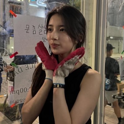 sejeqvrs's profile picture. 